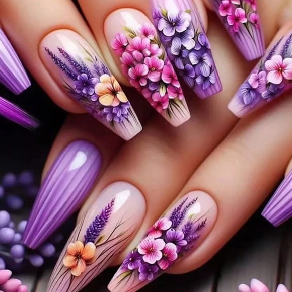24pcs New Style Lavender Flower Nail Art Stickers Press-On Nails - Picture 1 of 4